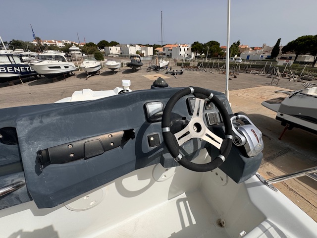 slider 11 Beneteau Barracuda 9